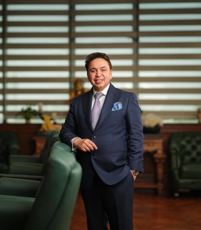 Mr. Pradeep Kumar Aggarwal